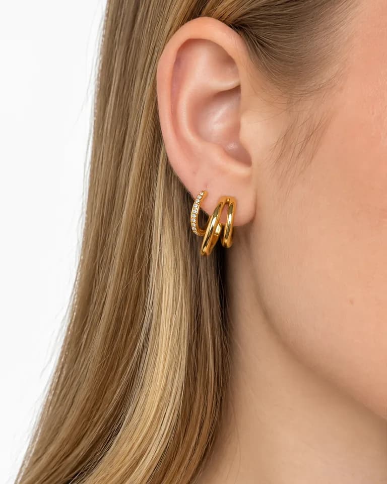 brinco tres aros dourado pintura eletrostatica